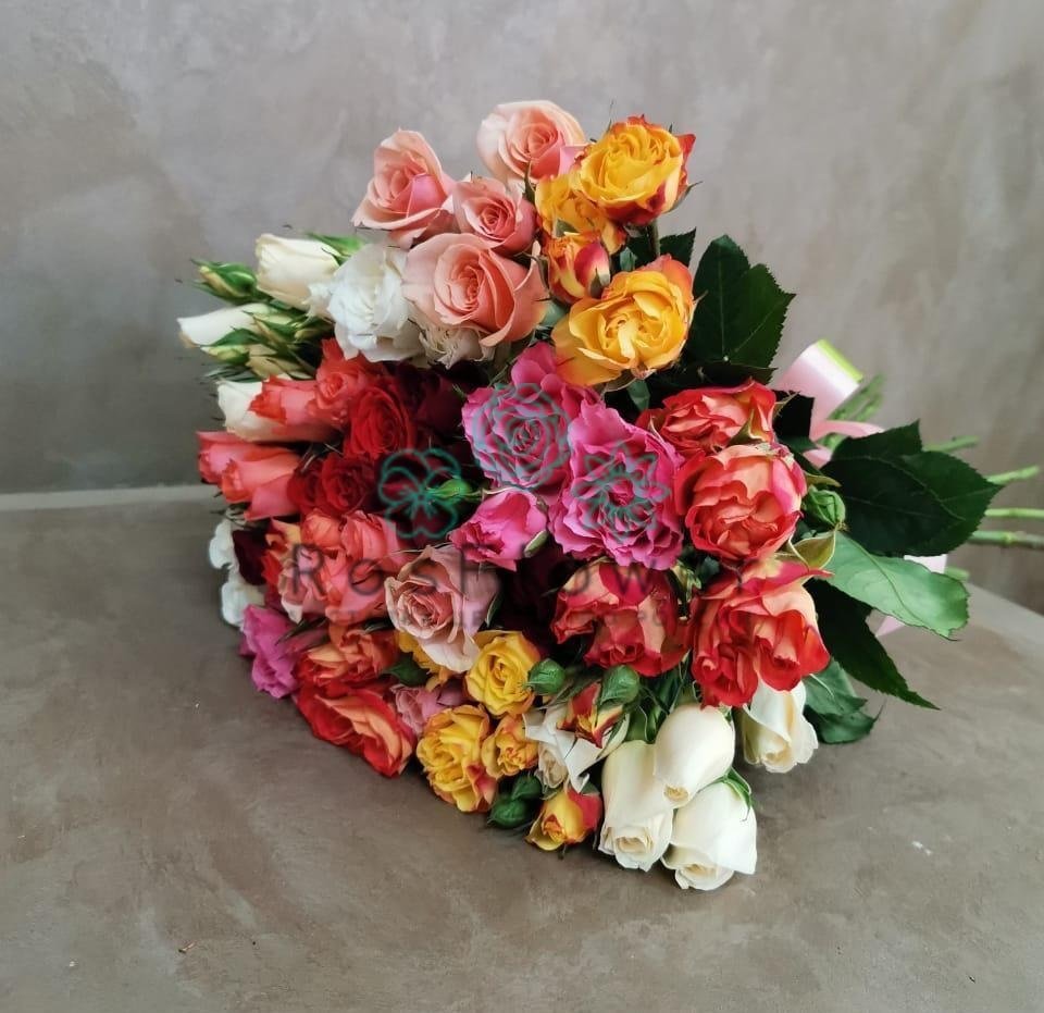 Букет цветов из: Розы в Сибирском