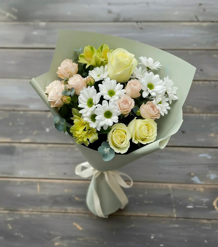 Букет цветов из: Альстромерии, Розы и Хризантемы в Сибирском