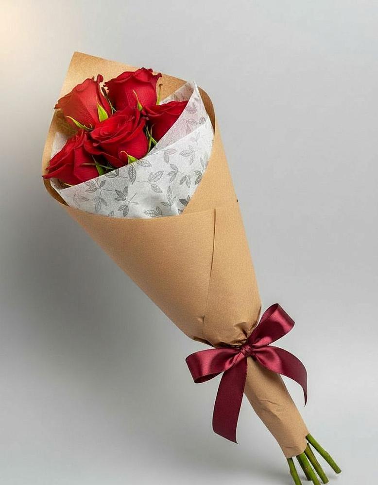Букет цветов из: Розы в Сибирском