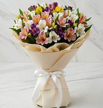 Букет цветов из:  Альстромерии в Сибирском