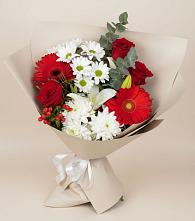 Букет цветов из:  Розы, Хризантемы, Герберы и Лилии в Сибирском