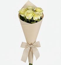Букет цветов из:  Розы в Сибирском