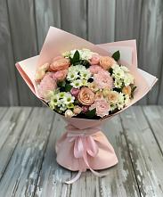 Букет цветов из:  Гвоздики, Розы и Хризантемы в Сибирском
