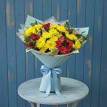 Букет цветов из:  Альстромерии и Хризантемы в Сибирском