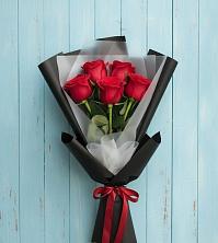 Букет цветов из:  Розы в Сибирском