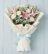 Букет цветов из:  Лилии в Сибирском