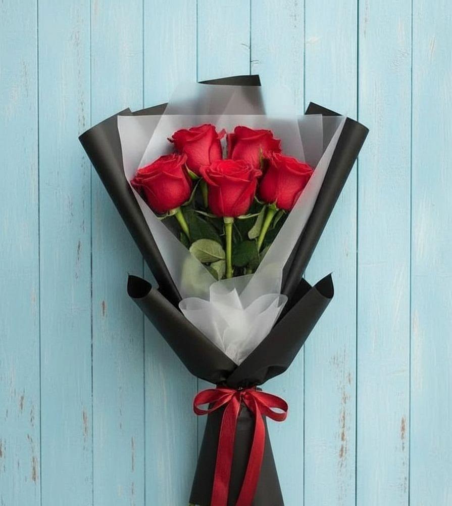 Букет цветов из: Розы в Сибирском