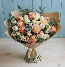Букет цветов из:  Альстромерии и Розы #REPLACE_PRED# Сибирском